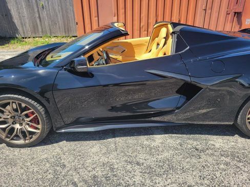 Used 2024 Chevrolet Corvette Z06 RWD image 45
