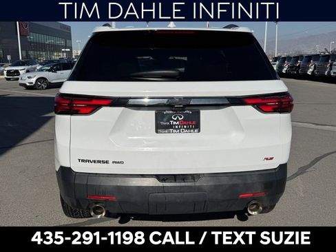 Used 2023 Chevrolet Traverse RS image 7