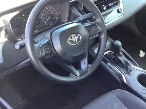Certified 2024 Toyota Corolla LE FWD image 2