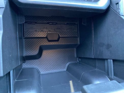 Used 2025 RAM 1500 Big Horn image 32