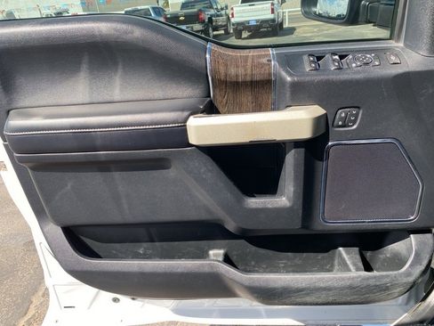 Used 2020 Ford F250 Lariat w/ FX4 Off-Road Package image 35