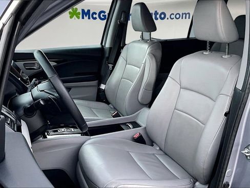 Used 2020 Honda Pilot Touring image 22