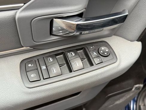Used 2015 RAM 1500 Big Horn image 9
