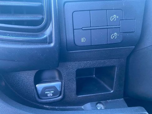 Used 2023 RAM ProMaster 2500 image 13