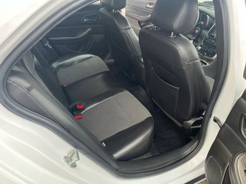 Used 2015 Chevrolet Malibu LT image 29