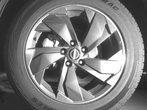 Used 2025 Nissan Rogue SV image 12