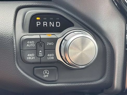 New 2026 RAM 1500 Laramie AWD/4WD image 23