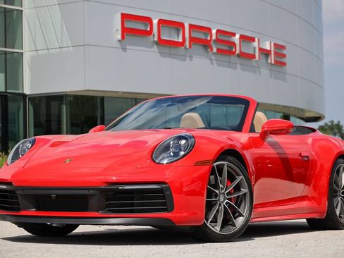 Certified 2024 Porsche 911 Cabriolet image 7