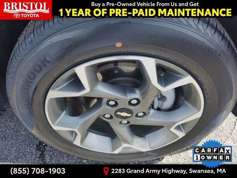 Used 2025 Chevrolet Trax LT w/ LT Convenience Package FWD image 11