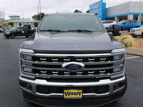 Used 2024 Ford F350 Lariat w/ FX4 Off-Road Package AWD/4WD image 3