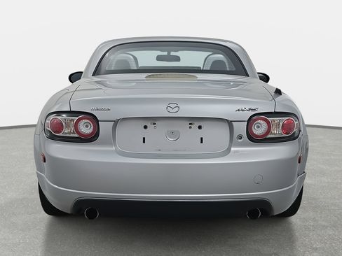 Used 2007 MAZDA MX-5 Miata Sport w/ Appearance Pkg image 6