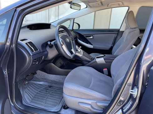Used 2015 Toyota Prius Two FWD image 14