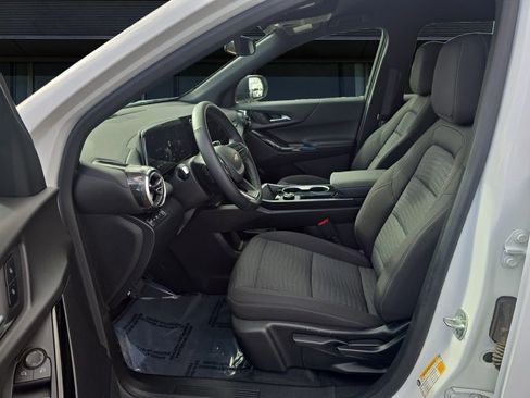 Used 2026 Chevrolet Equinox LT image 19