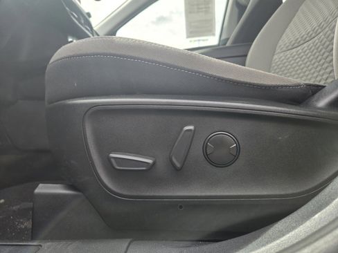 Used 2022 Ford Escape SE w/ Convenience Package FWD image 13