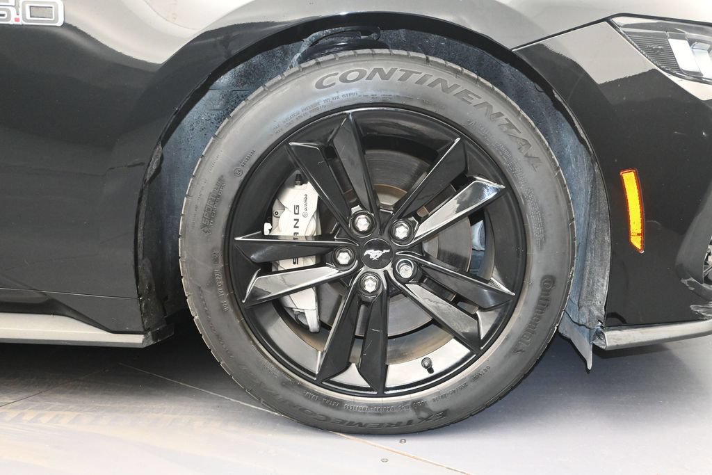 Used 2024 Ford Mustang GT RWD image 9