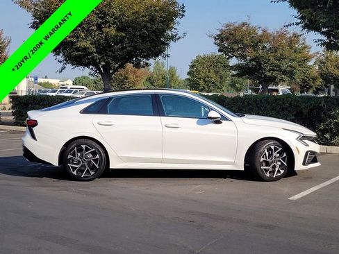 New 2026 Kia K5 EX image 3