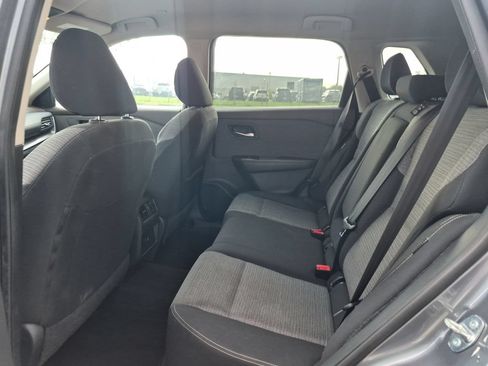 Used 2023 Nissan Rogue SV FWD image 14