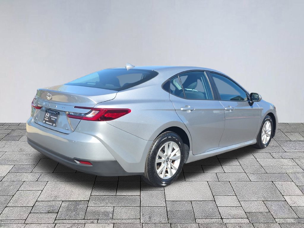 Used 2025 Toyota Camry LE FWD image 7