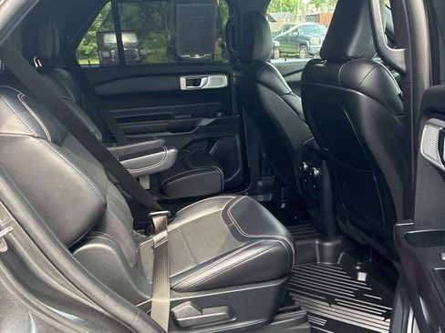 Used 2020 Ford Explorer ST w/ ST Street Pack AWD/4WD image 13