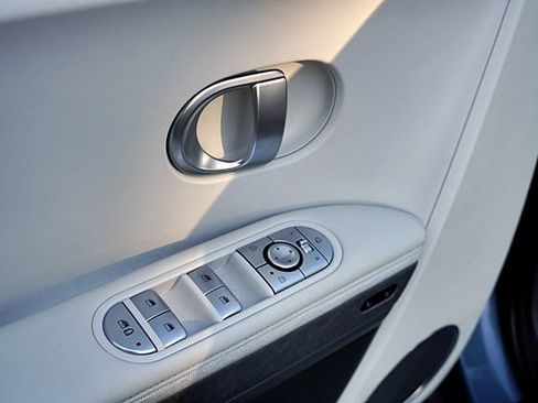 Certified 2024 Hyundai Ioniq 5 Limited RWD image 24
