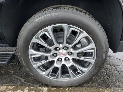 New 2026 GMC Yukon Denali w/ Sun & Power Step Package RWD image 7