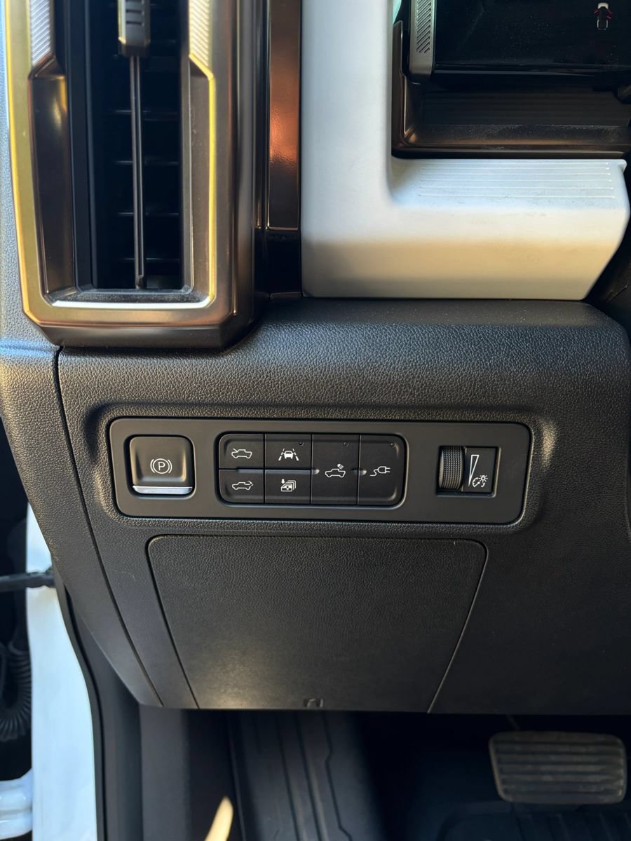 Used 2023 GMC Hummer EV Edition 1 AWD/4WD image 15