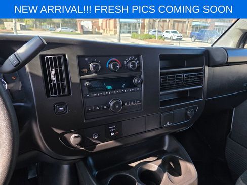 Used 2024 Chevrolet Express 2500 w/ Driver Convenience Package image 8