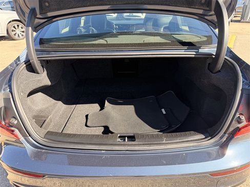 Used 2022 Volvo S60 B5 R-Design image 25