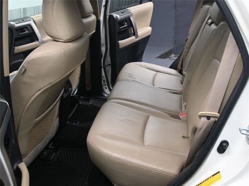 Used 2012 Toyota 4Runner Limited image 6