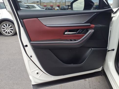 Certified 2025 MAZDA CX-70 3.3 Turbo S w/ Premium Package image 20