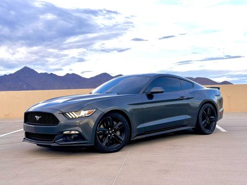 Used 2016 Ford Mustang Coupe w/ Ecoboost Performance Package RWD image 7