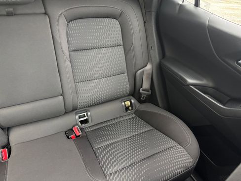 Used 2025 Chevrolet Equinox LT image 33