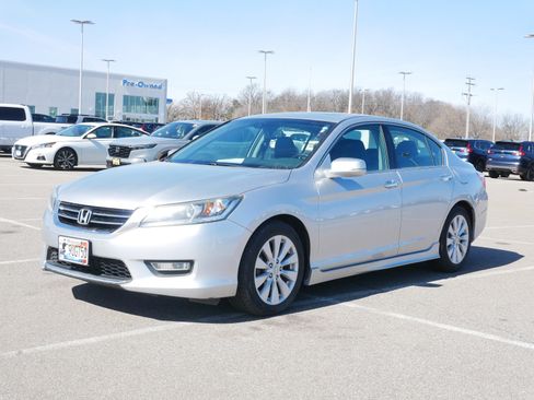 Used 2013 Honda Accord EX-L image 2
