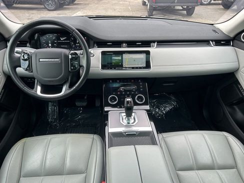 Used 2020 Land Rover Range Rover Evoque SE AWD/4WD image 32