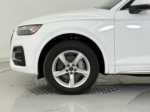 Used 2024 Audi Q5 2.0T Premium w/ Convenience Package AWD/4WD image 12