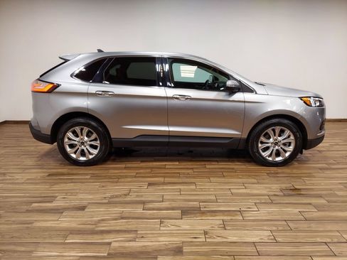 Used 2022 Ford Edge Titanium AWD/4WD image 17