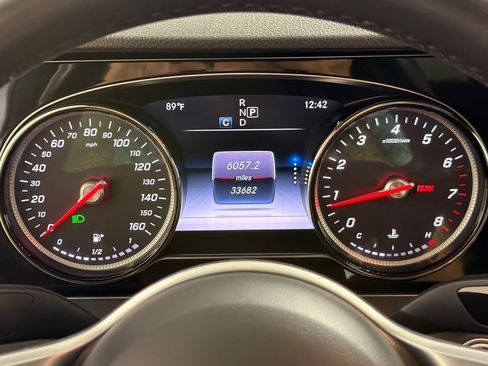 Used 2019 Mercedes-Benz E 300 image 22