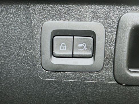 Used 2023 MAZDA CX-50 2.5 S w/ Cargo Package image 28