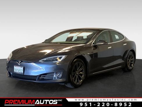 Used 2018 Tesla Model S 75D image 1