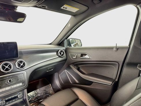 Used 2018 Mercedes-Benz GLA 250 image 20
