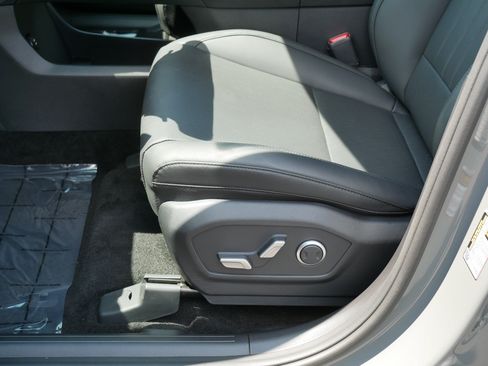 Certified 2026 Hyundai Santa Fe SEL AWD/4WD image 13