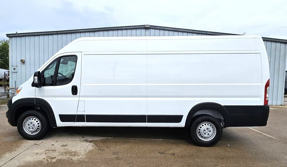 Used 2026 RAM ProMaster 3500 w/ Convenience Group FWD image 4