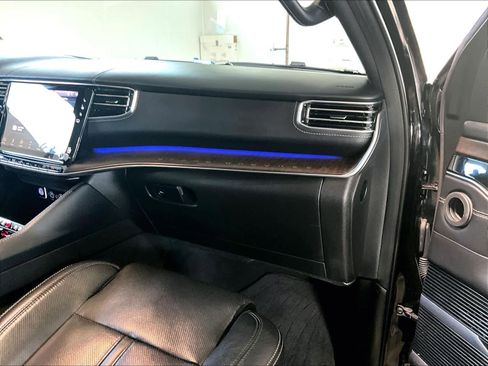 Used 2022 Jeep Grand Wagoneer Series I image 13