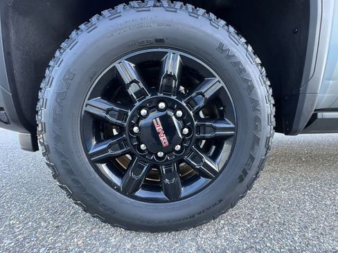 Certified 2024 GMC Sierra 3500 AT4 w/ AT4 Preferred Package image 34