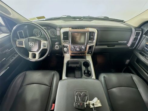 Used 2017 RAM 1500 Laramie w/ Convenience Group image 10