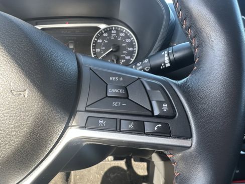 Used 2021 Nissan Sentra SR w/ SR Premium Package FWD image 16