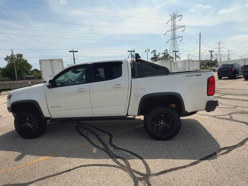 Certified 2019 Chevrolet Colorado ZR2 w/ ZR2 Dusk Special Edition AWD/4WD image 5
