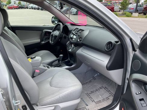 Used 2010 Toyota RAV4 Limited AWD/4WD image 37
