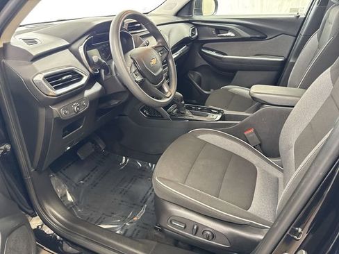 Certified 2023 Chevrolet TrailBlazer LT AWD/4WD image 11
