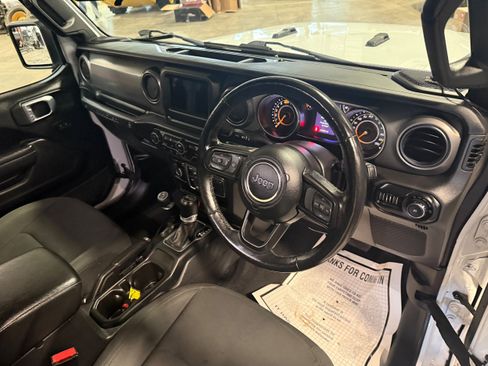 Used 2022 Jeep Wrangler Unlimited Sport w/ Cold Weather Group image 14